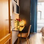 Rest - Elizy Orzeszkowej 10 - Hala Garazowa - Self Check-in 24h Apartment Poznan