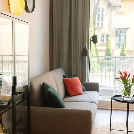 Rest - Elizy Orzeszkowej 10 - Hala Garazowa - Self Check-in 24h Διαμέρισμα