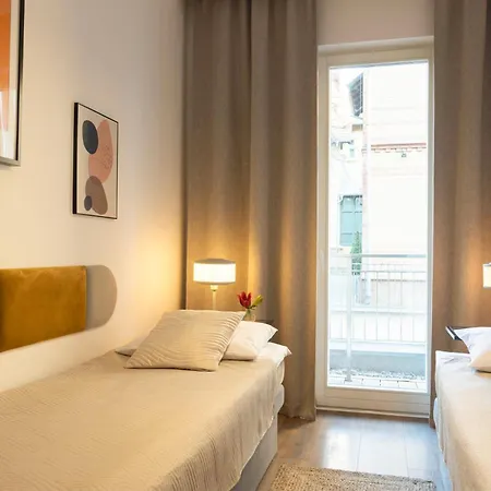 Apartament Rest - Elizy Orzeszkowej 10 - Hala Garażowa - Self Check-in 24h Poznań