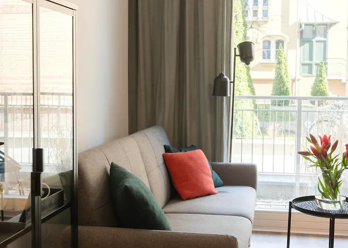 Rest - Elizy Orzeszkowej 10 - Hala Garazowa - Self Check-in 24h Апартаменты