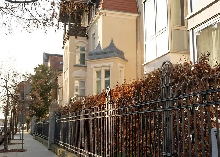 Rest - Elizy Orzeszkowej 10 - Hala Garazowa - Self Check-in 24h Πόζναν