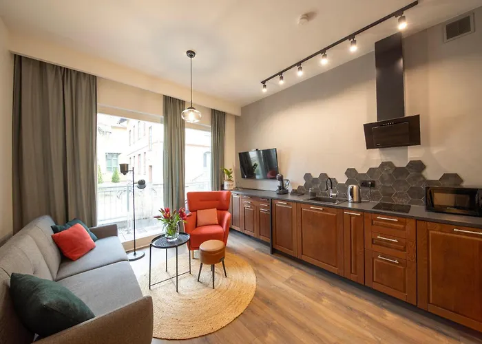 Rest - Elizy Orzeszkowej 10 - Hala Garazowa - Self Check-in 24h Апартаменты *