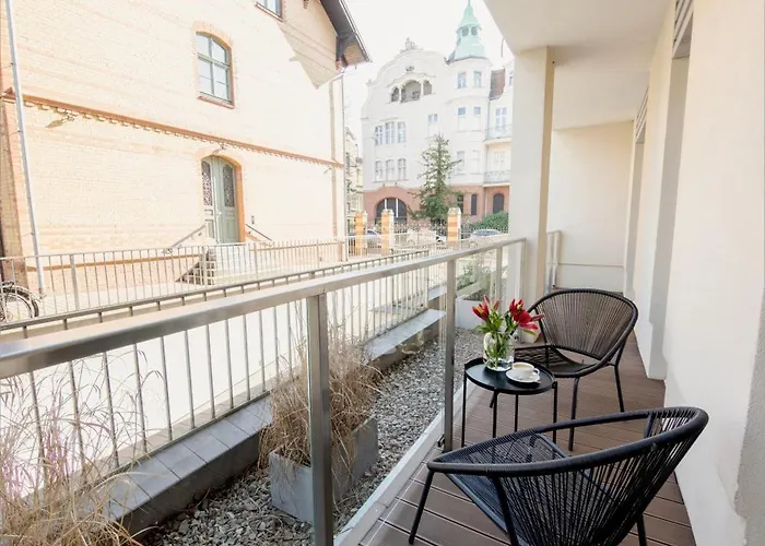 Rest - Elizy Orzeszkowej 10 - Hala Garazowa - Self Check-in 24h Πόζναν